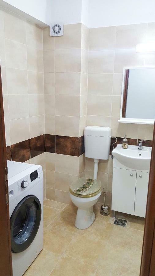 Starfish Apartament Navodari Exterior photo